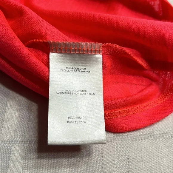 LOLE “BETH “ reflector  pink top. Oversize, asymmetrical back with criss cross - Picture 8 of 9